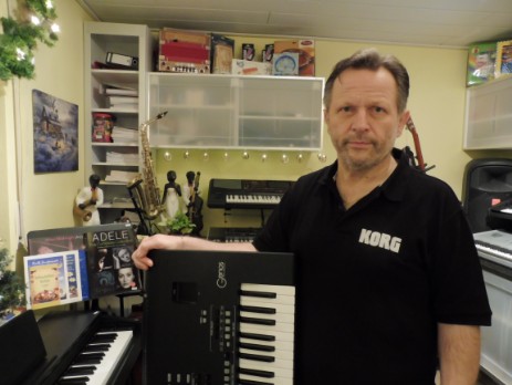 Experte für Keyboards Digitalpianos u.a. Musikinstrumente u. Zubehör